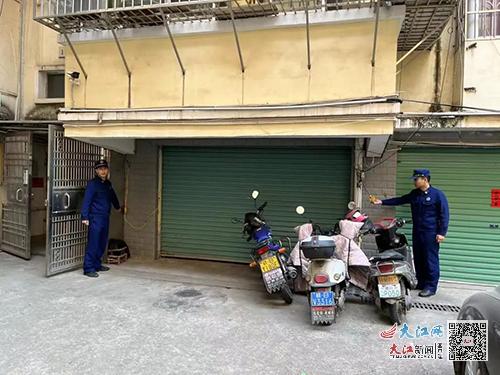 集中排查整治電動(dòng)車火災(zāi)隱患 贛州各地在行動(dòng) 圖